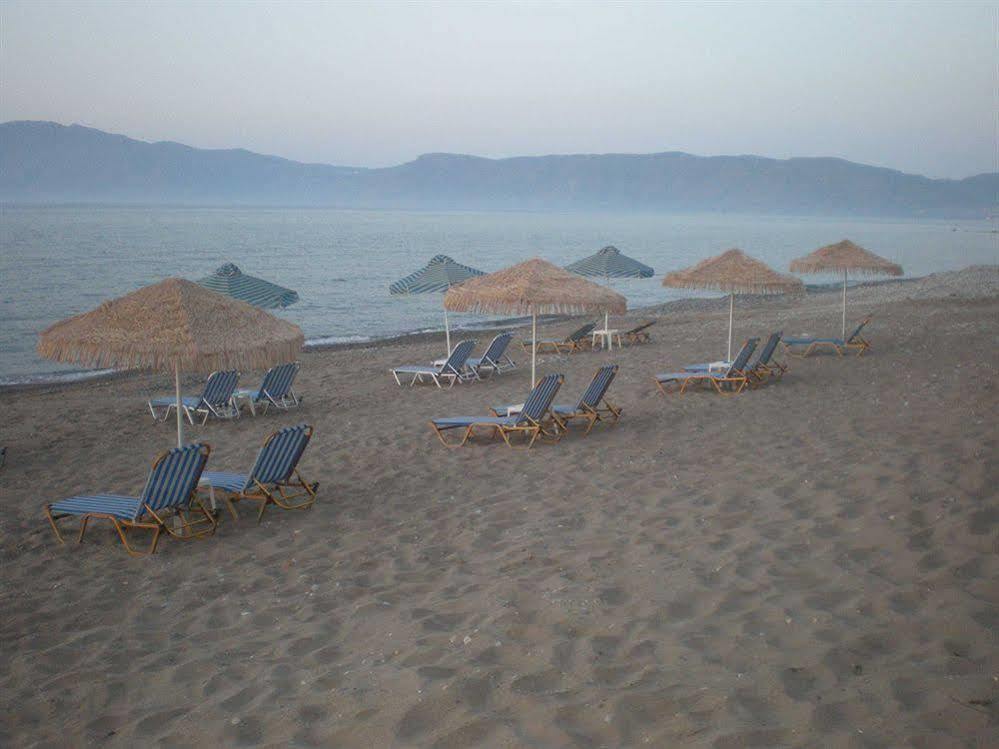 Mesogios Beach Korfalonas Exterior foto